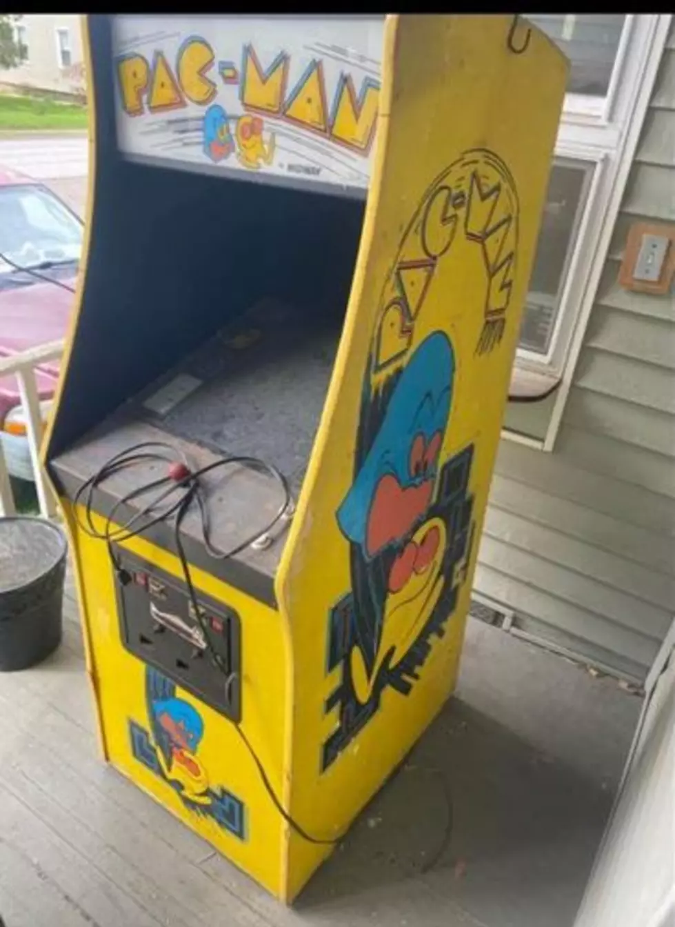 Got Pac Man Fever? You Can Own An Original Pac Man Arcade Game