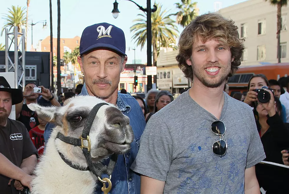 Watch Napoleon Dynamite With Jon Heder in CNY